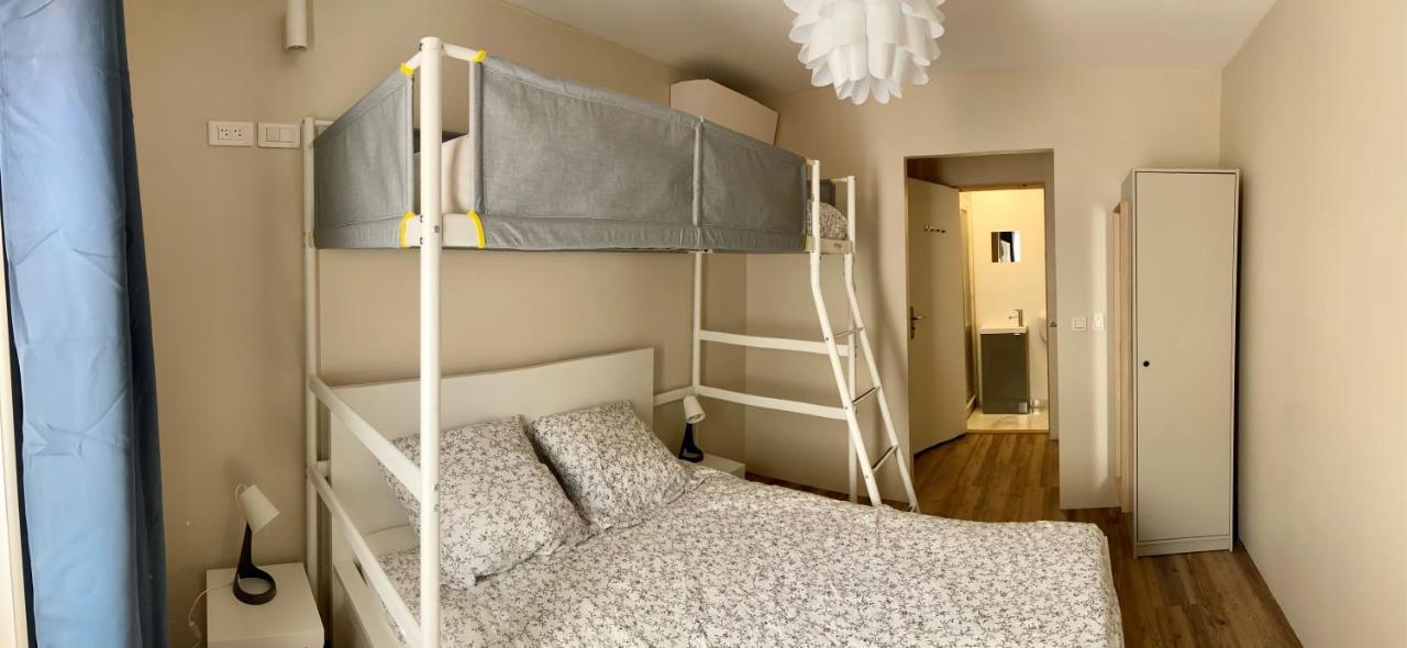 Bohobos Hostel Antibes Zewnętrze zdjęcie