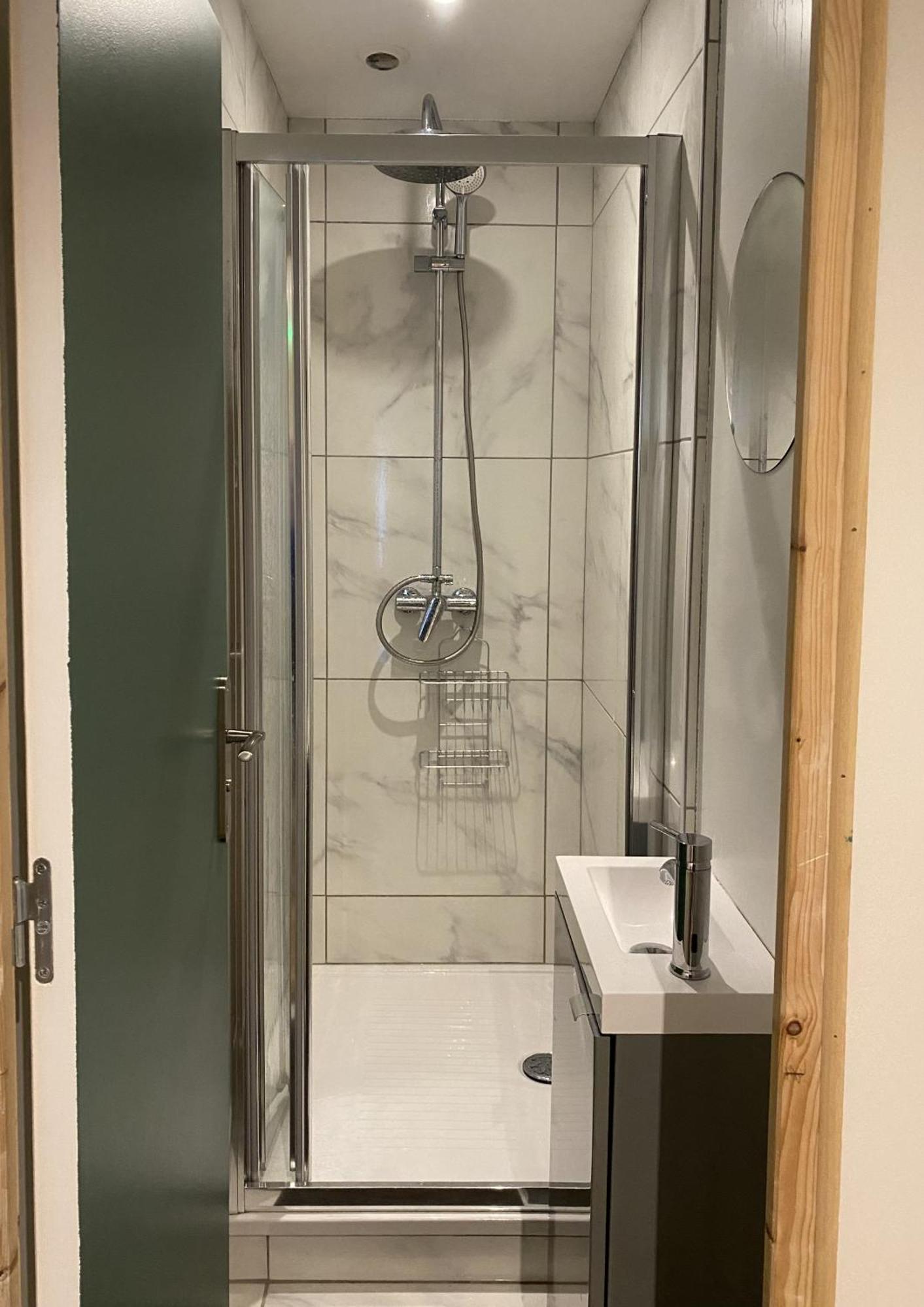 Bohobos Hostel Antibes Zewnętrze zdjęcie